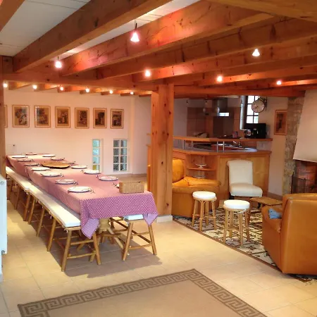 Domaine Des Goudis Holiday home Bouisse